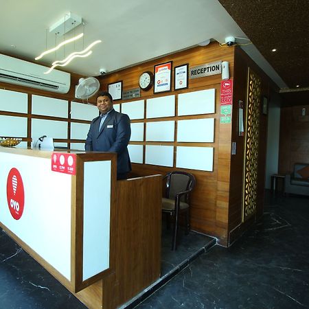 Oyo 8992 Hotel Kyra Ahmedabad Extérieur photo